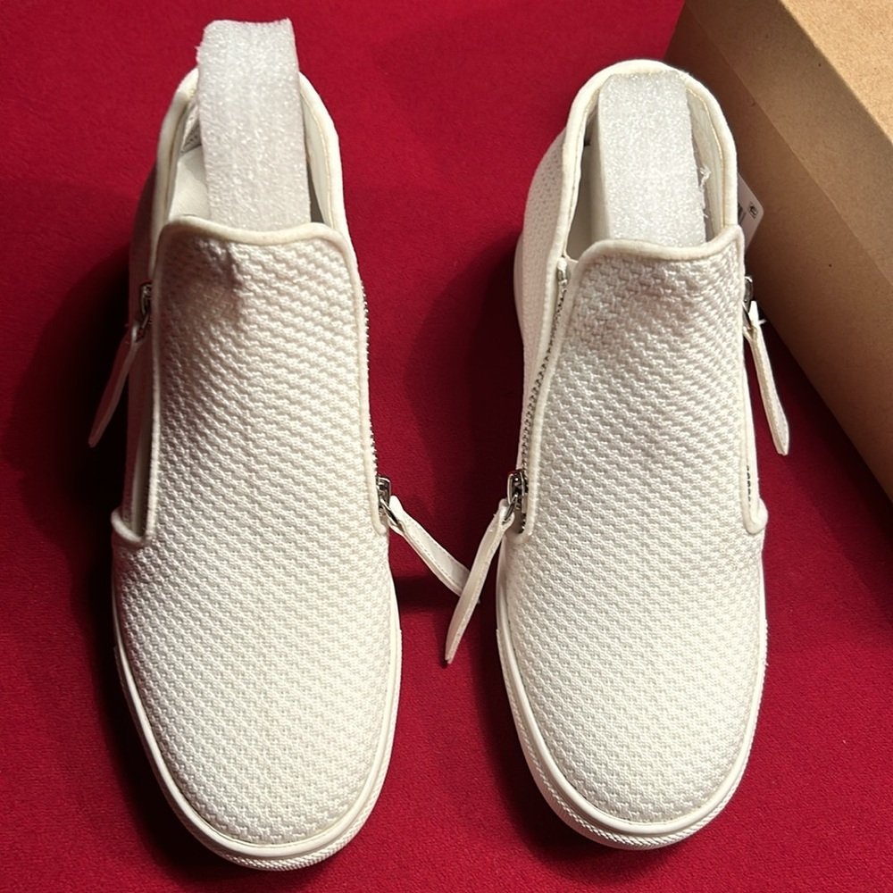 Steve Madden Click Wedge Sneaker 6.5 - Picture 3 of 4